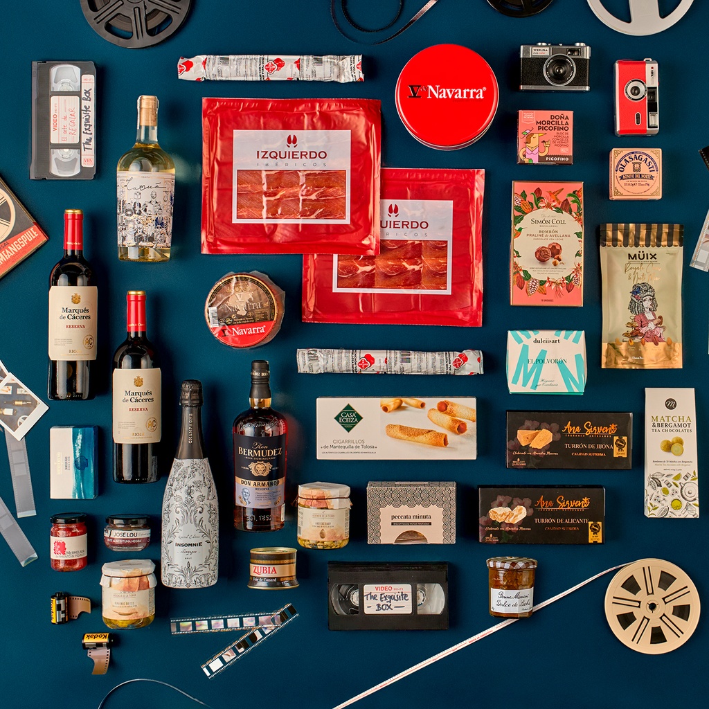 LOTE THE EXQUISITE BOX 321